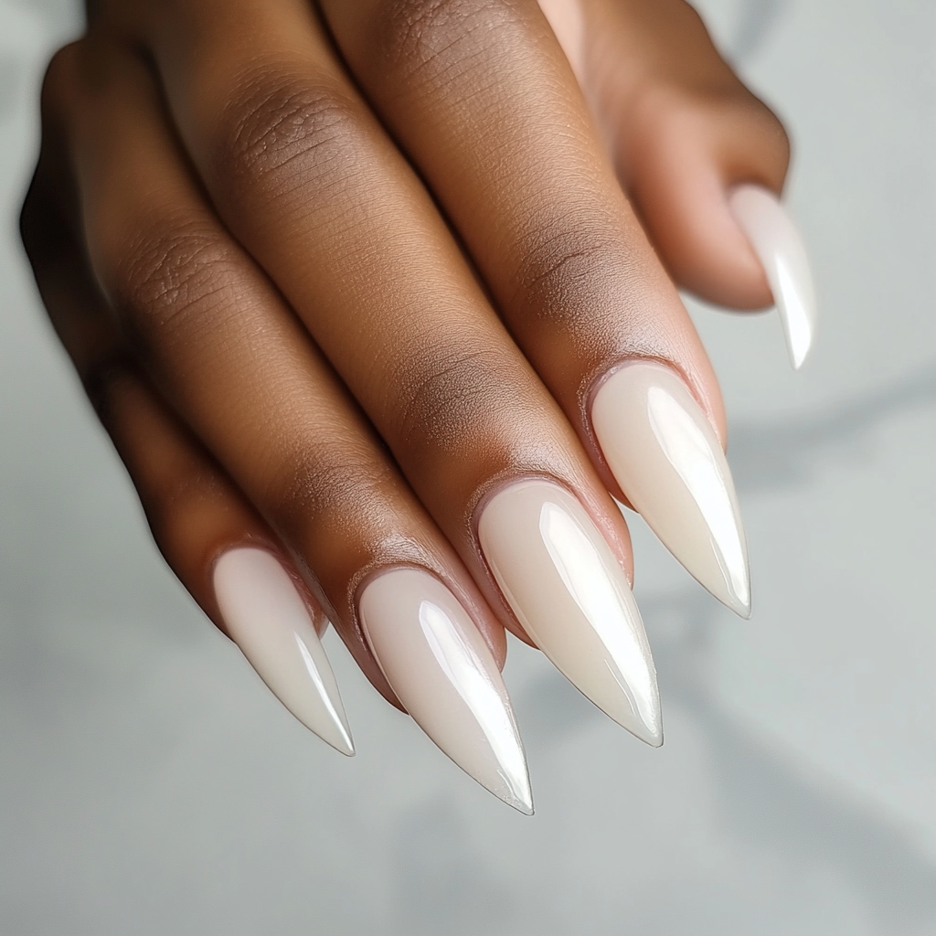 Discover How to Get Perfect Nails with Drip & Clog Proof Nail Glue.