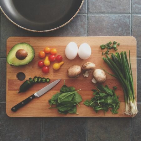 Essential Nutrition Tips for Expecting Moms to Stay Healthy