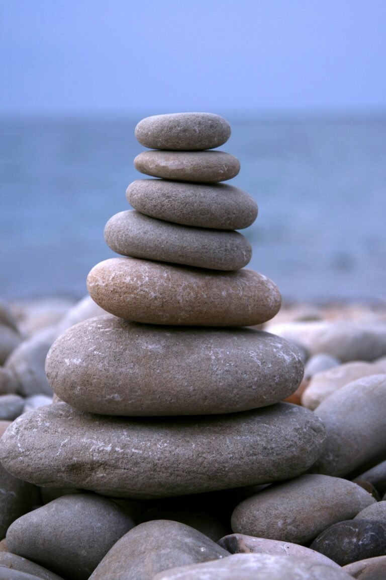 Balance Hormones Naturally: Your Guide to Healthy Eating