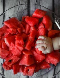 Starting Solid Foods: When and How to Begin Baby’s Journey