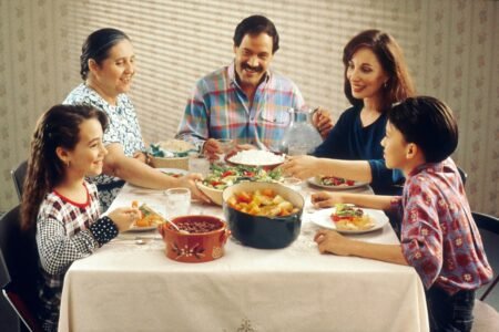 Simple & Healthy Dinner Ideas for Busy Families on the Go