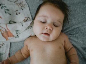 Decoding Baby Sleep Cycles: A Parent’s Friendly Guide