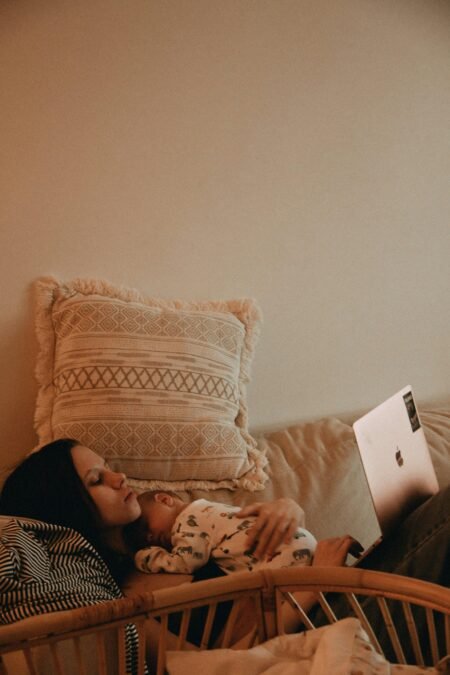 Overcoming Procrastination: Strategies for Busy Moms to Thrive