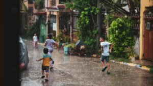 Bored Indoors? 10 Rainy Day Wins for Family Fun!