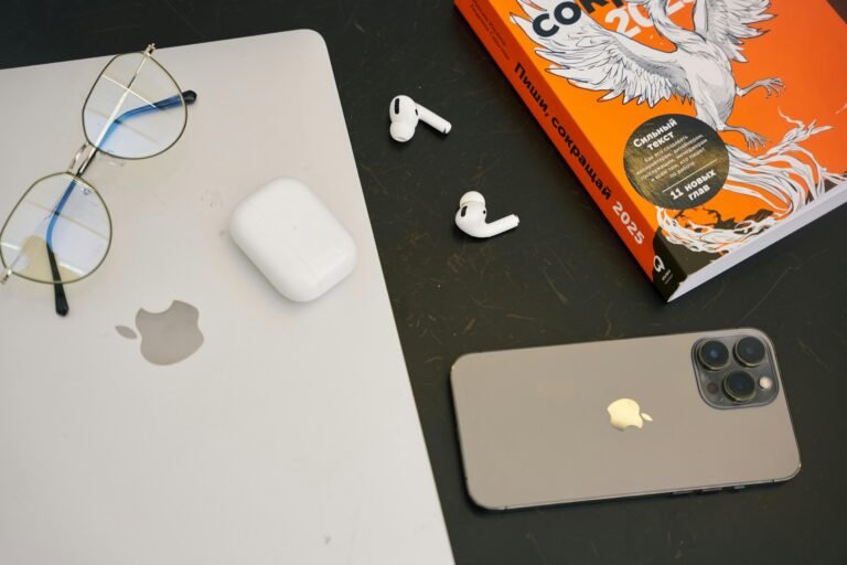 Tech Tools Every Working Mom Needs to Stay Organized