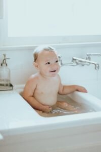 Top Baby Bathtubs and Bath Accessories for Easy Bath Time