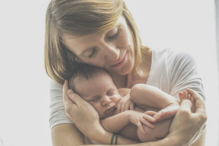 Spotting Postpartum Anxiety: What New Moms Wish They Knew