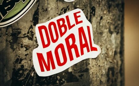Nurturing Strong Moral Values in Your Kids: A Gentle Guide