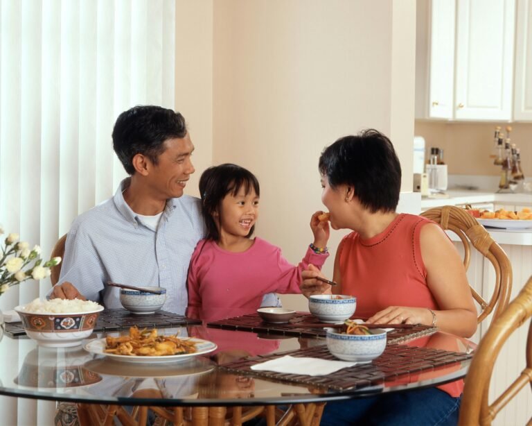 Why Family Mealtime Matters for Your Health and Well-Being